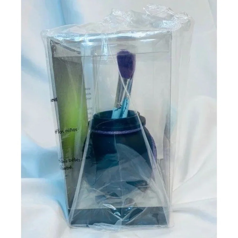 RARE Disney Nightmare Christmas Sally Deadly Night Shade Makeup Brush Set/Holder